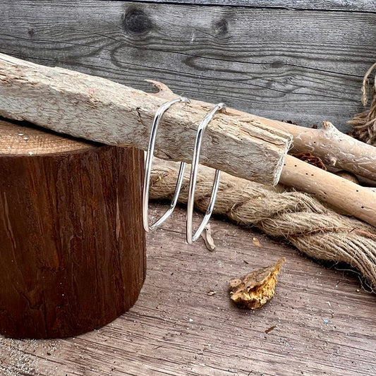 Créoles femme DON’T SQUARE ME UP – forme rectangulaire oversize en argent 925 – bijoux fait main en argent 925 | Pitch & Néo