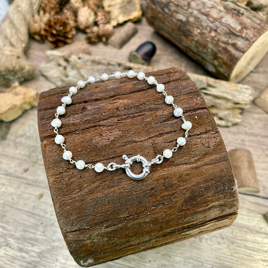 SORROWFUL BRACELET CHAÎNE ROSAIRE EN PERLES DE CULTURE D'EAU DOUCE AVEC FERMOIR BOUÉE EN ARGENT 925 – bijoux fait main en argent 925 | Pitch & Néo